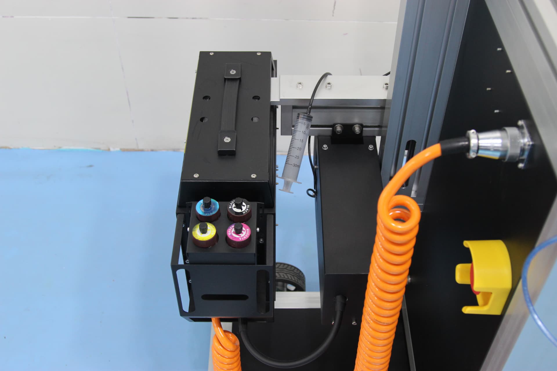 Vertiq Vertiq Nova uv wall & floor printer — close-up detail view 3