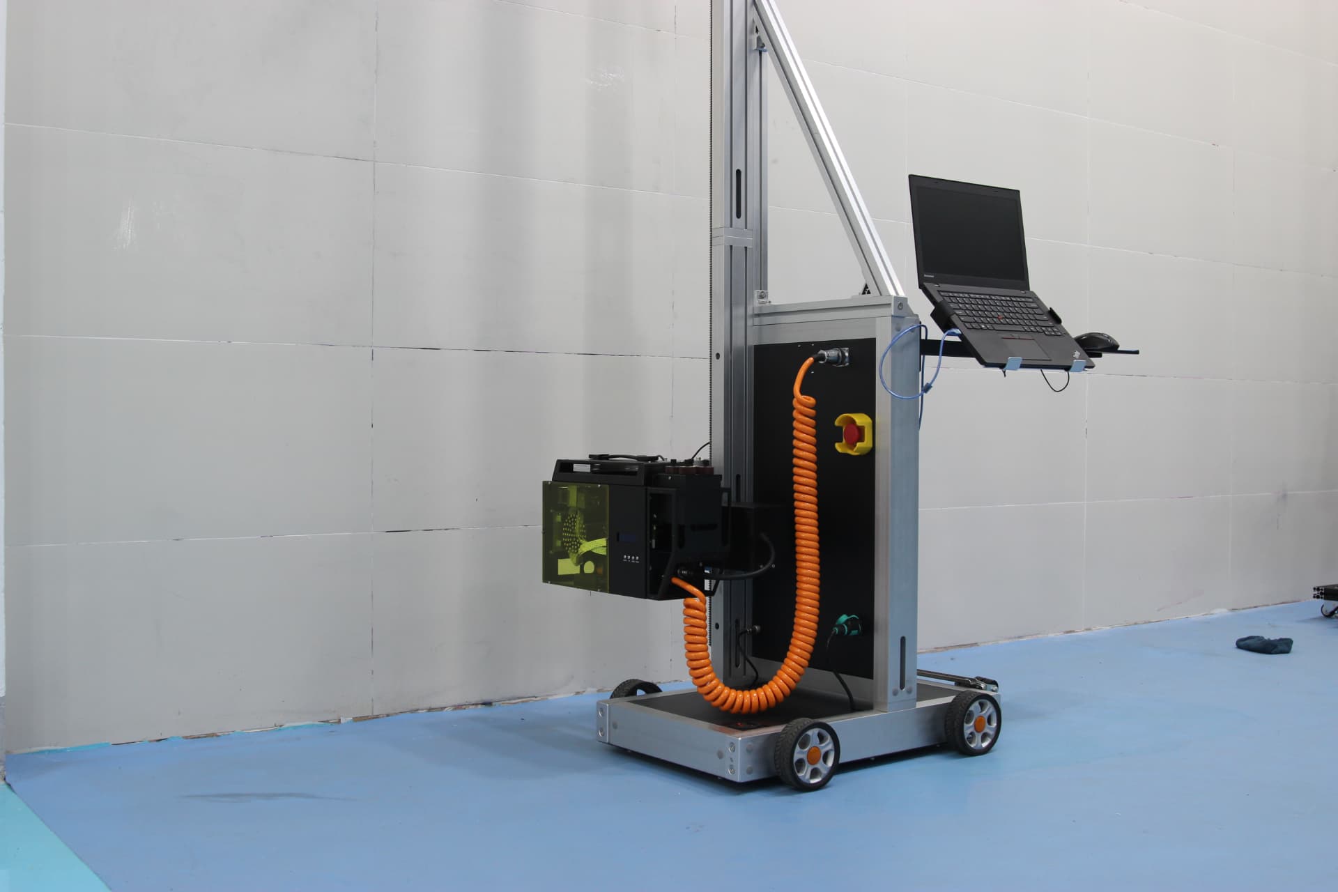Vertiq Vertiq Apex uv wall & floor printer — close-up detail view 1